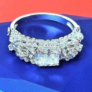 925 Sterling Silver Ring Sz 7 with D Colour Moissanite Gemstone